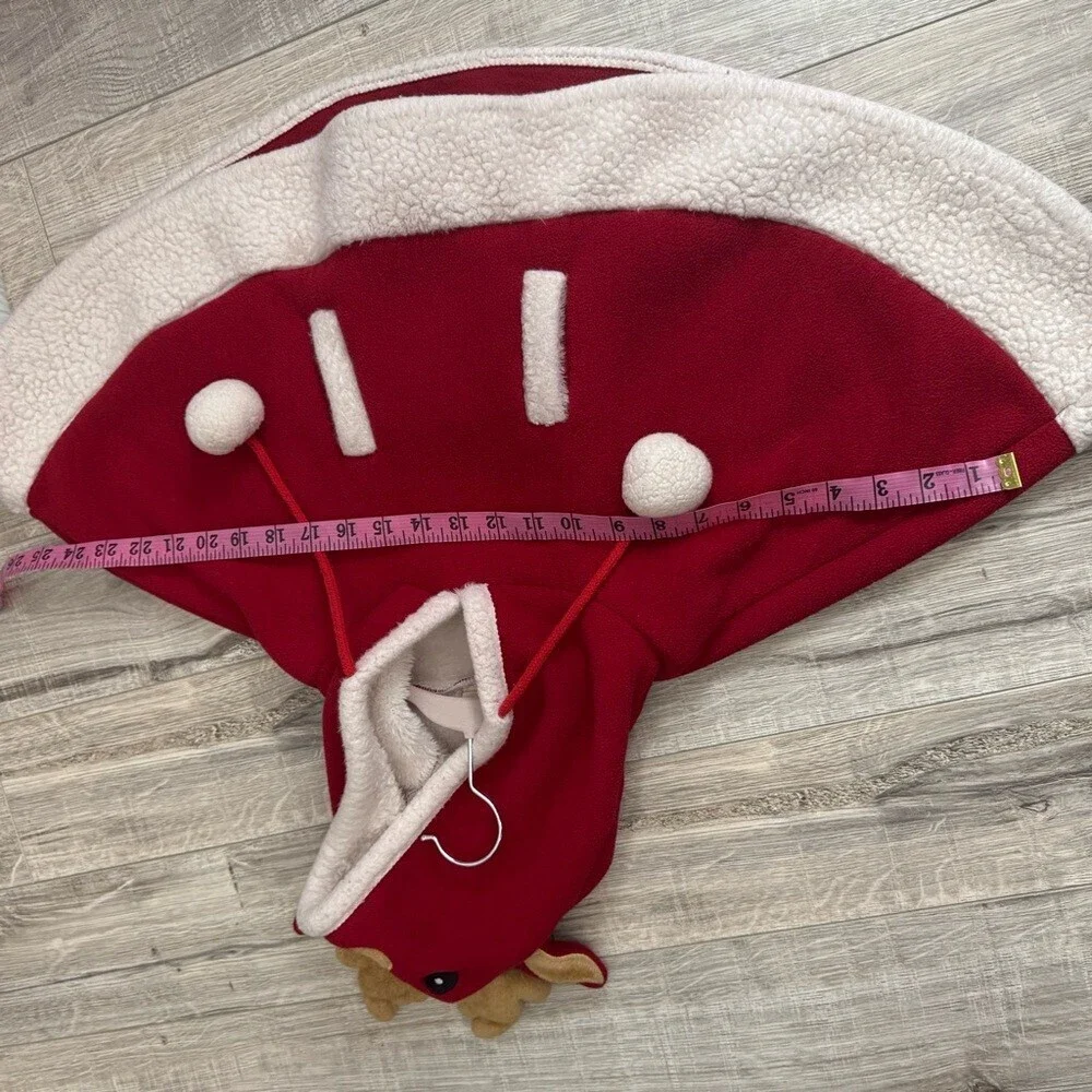 Doppio’s poncho reindeer kids red white Pom poms deer hood cute cozy warm Xmas